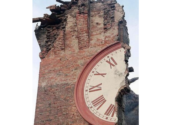 La torre dei modenesi a Finale, simbolo del sisma 2012
